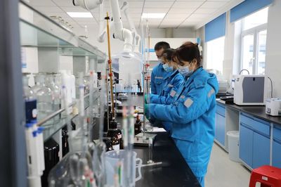 覃塘區(qū) 復(fù)工復(fù)產(chǎn)“虎”力全開(kāi)，技術(shù)開(kāi)發(fā)驅(qū)動(dòng)產(chǎn)業(yè)新活力